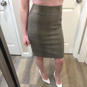 The Limited Plaid Skirt Size 0 NWOT